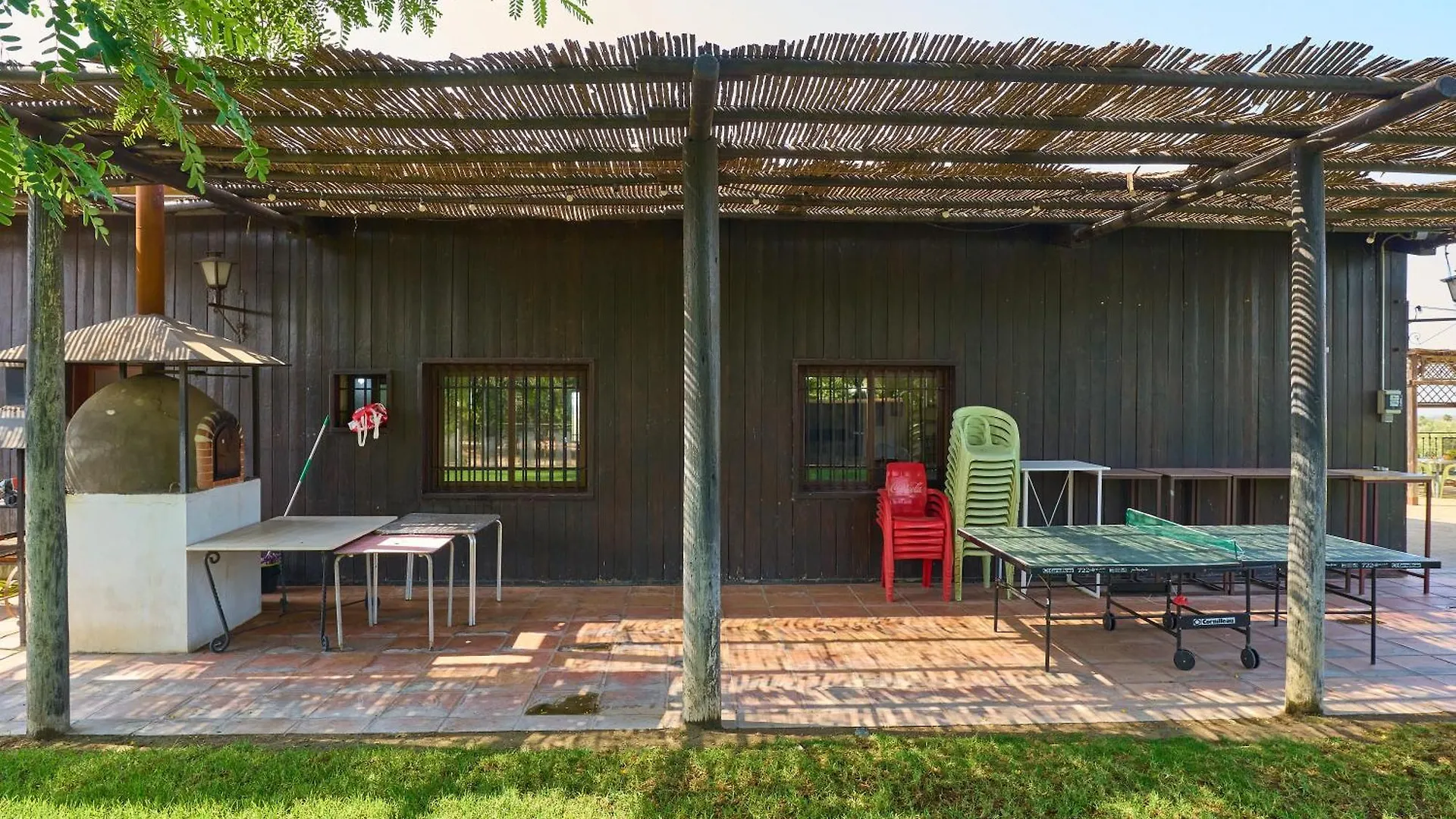 La Cabana Piscina Y Jardin La Carlota
