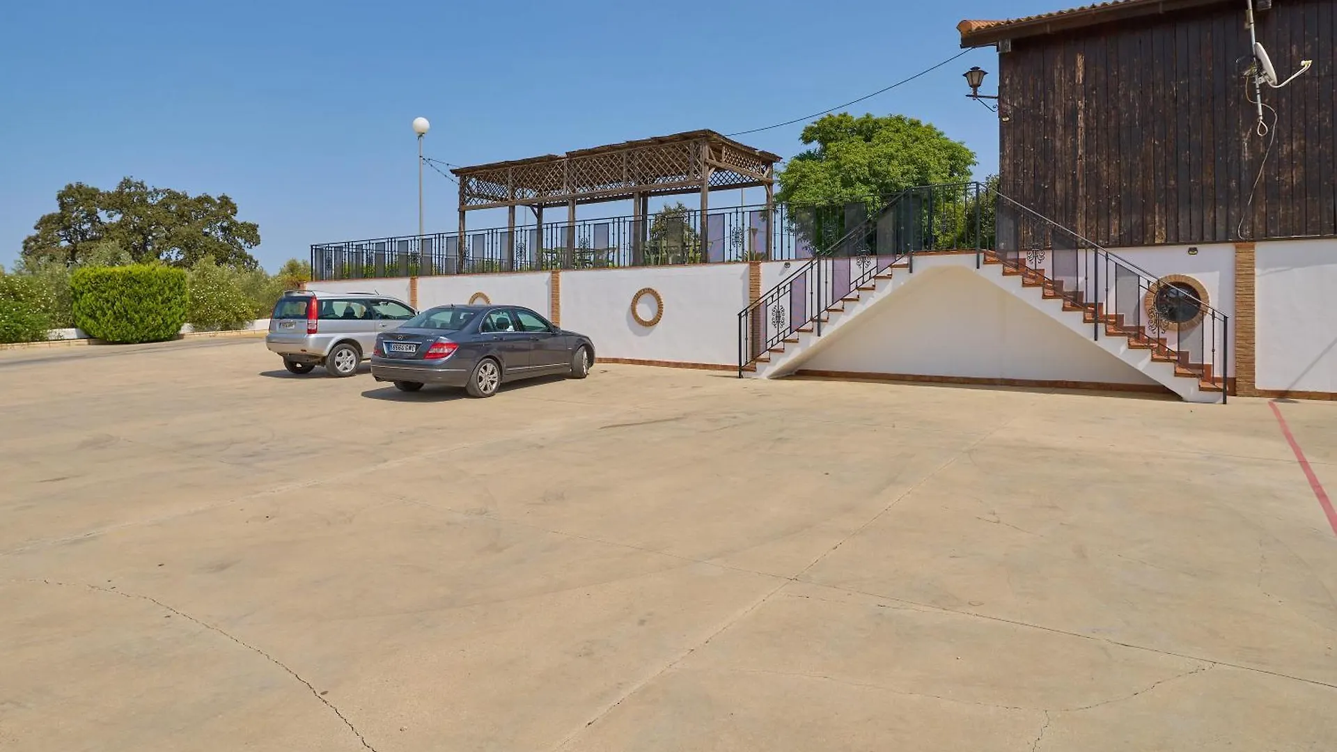La Cabana Piscina Y Jardin La Carlota